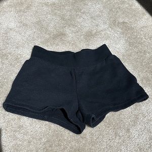 COPY - Aritzia TNA cozy af fleece shorts